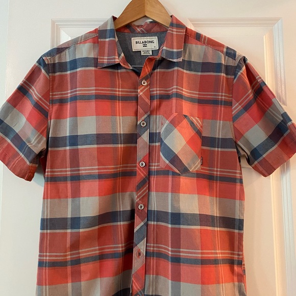 Billabong Short Sleeve Shirt - Picture 1 of 5